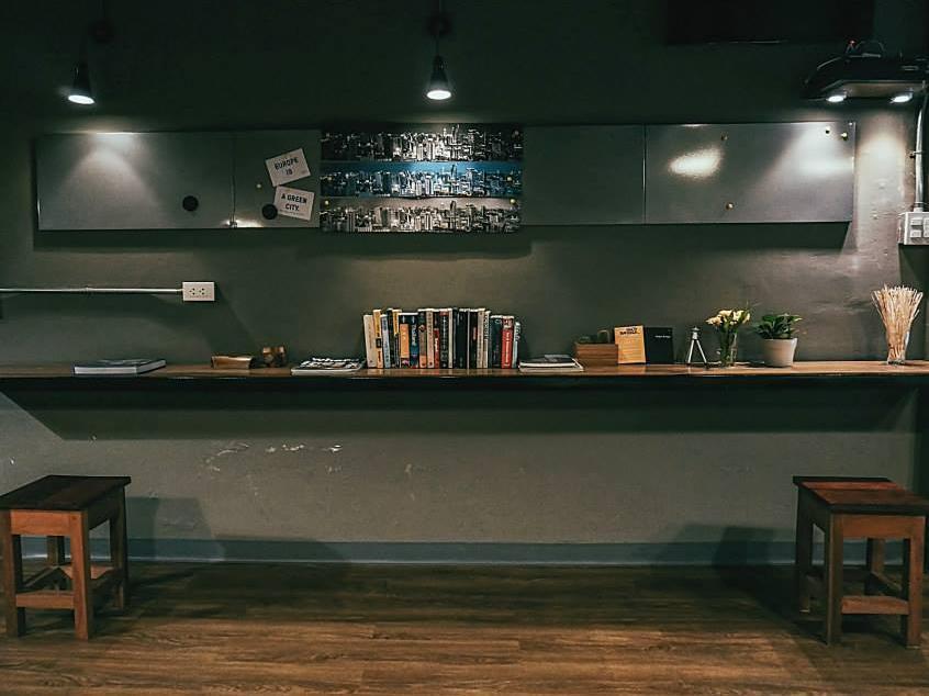 Cloudy Hostel Bangkok Bagian luar foto