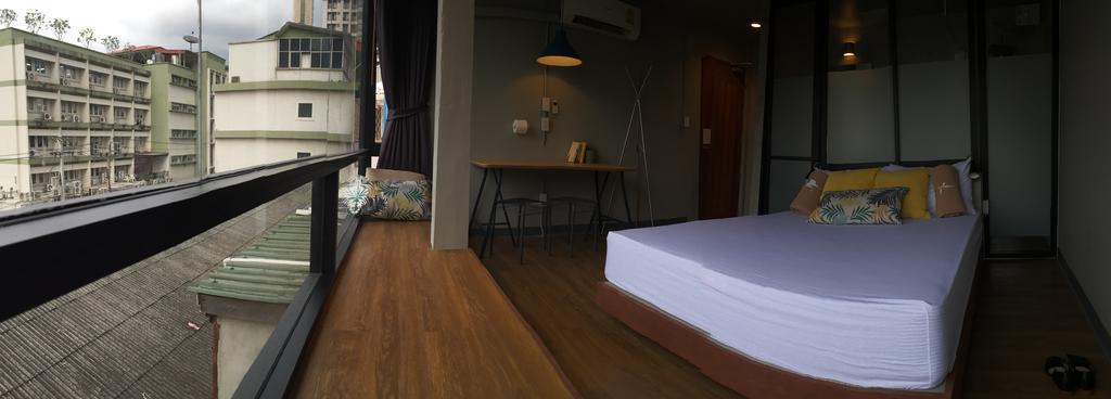 Cloudy Hostel Bangkok Bagian luar foto