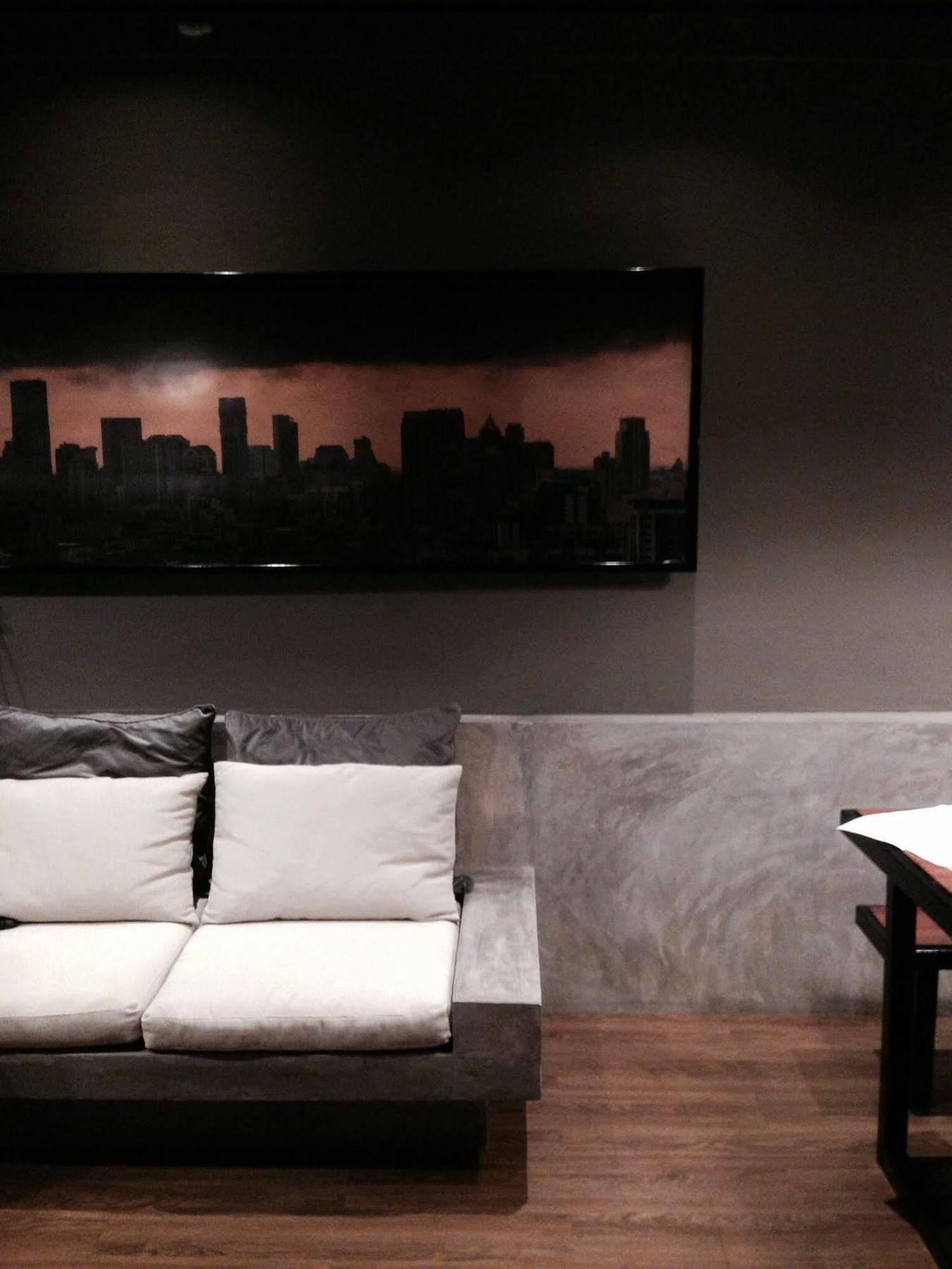 Cloudy Hostel Bangkok Bagian luar foto